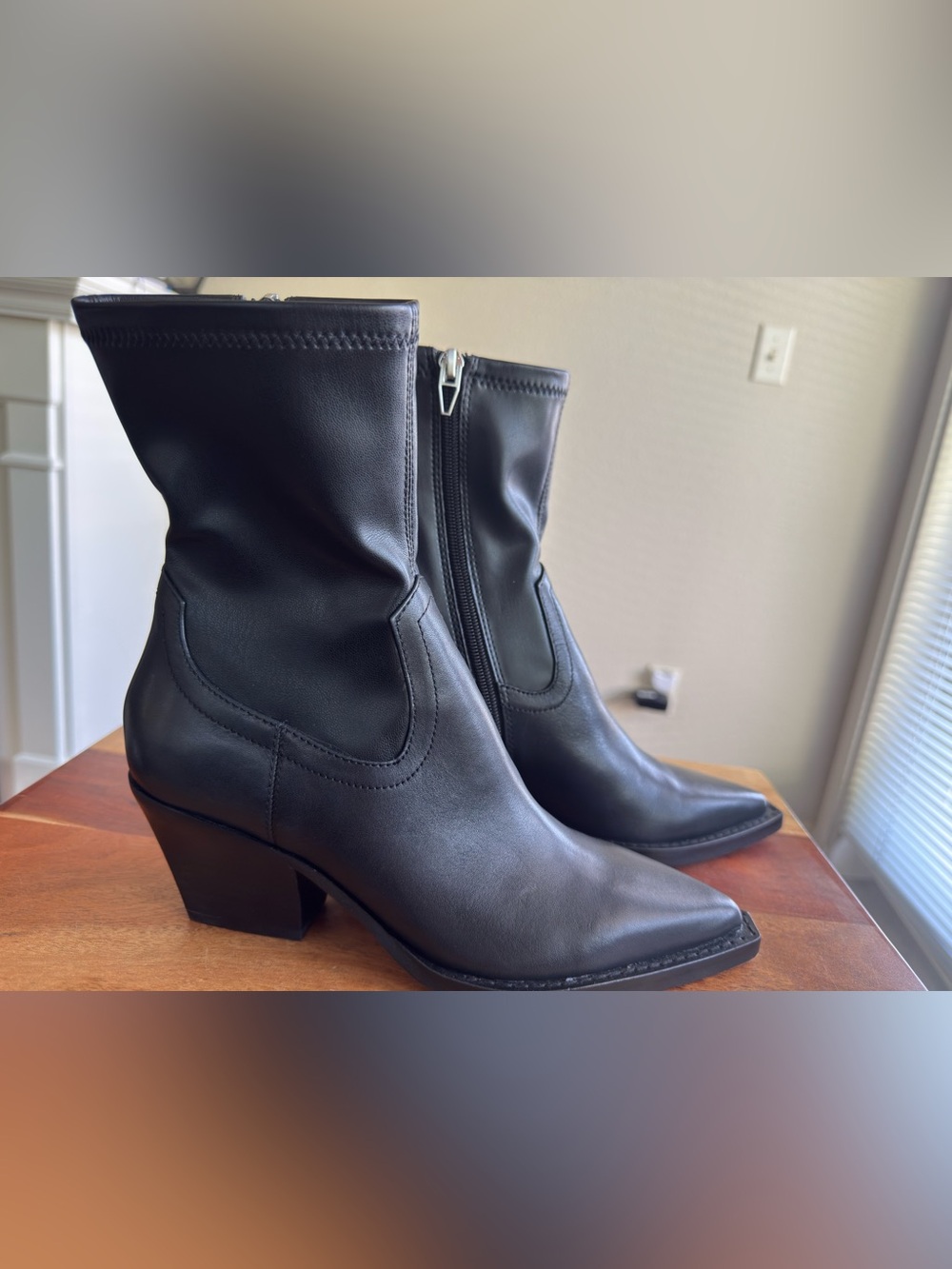 Dolce Vita Black Pointed-Toe Mid-Calf Heeled Boots Size 5